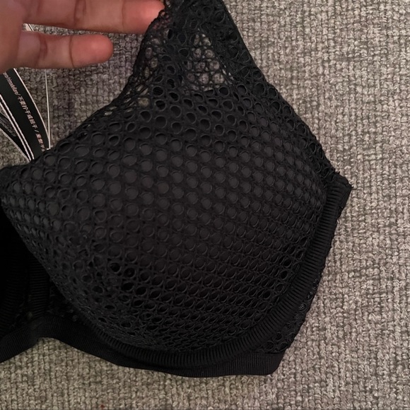 Bra by Victoria’s Secret - Picture 3 of 9